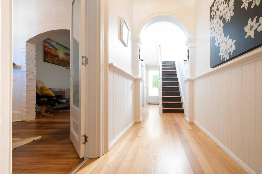 Historic Beauty In The Cbd! Parking And Wifi Launceston Exterior foto